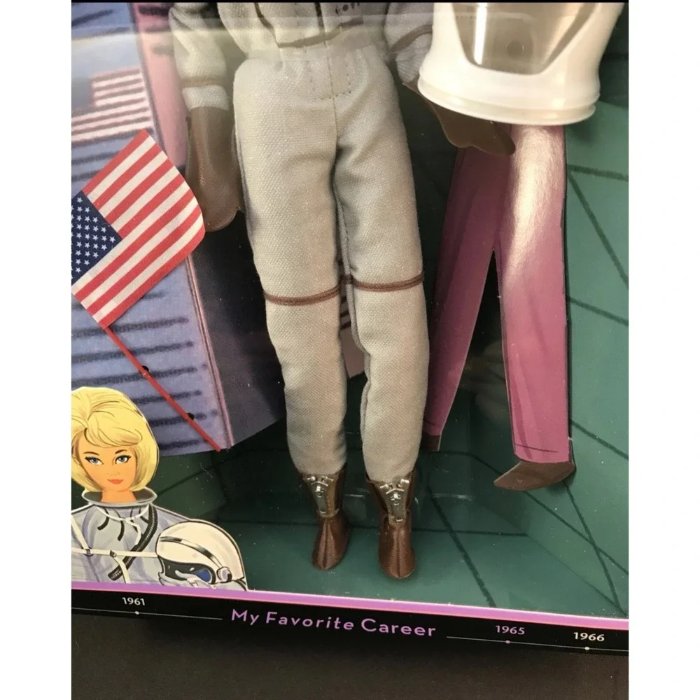 2009 Barbie My Favorite Career Astronaut Rocket Scientist 1965 Reproduction 4474